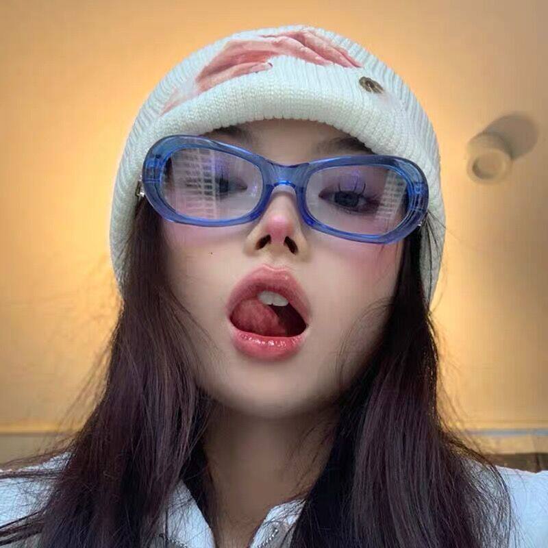 Spicy Girls Jointly Oval Blue Sunglasses Women in Red Europe and America Personality Sunglasses Street Tapping Men