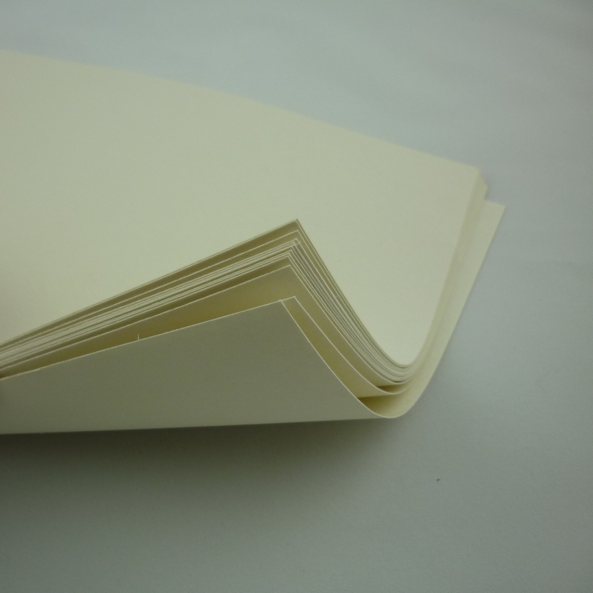 8K lead painting paper 16 open 4 open sketching paper drawing paper drawing paper oil painting stick paper 16K8 open 4K drawing drawing