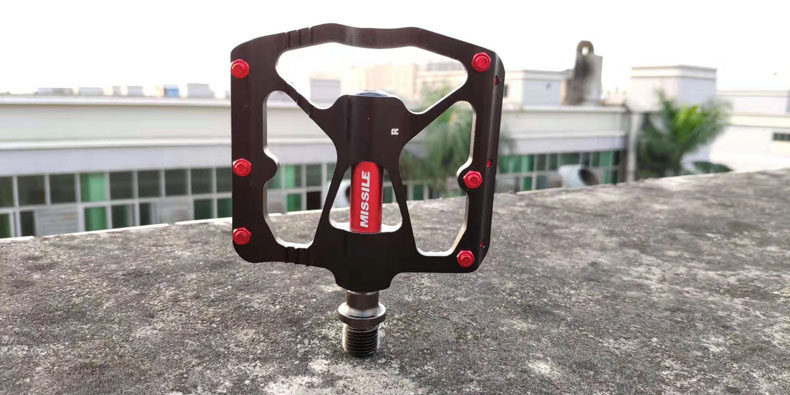 Misel mountain bike pedal Pelin bearing bicycle anti-skid aluminum alloy pedal bicycle pedal