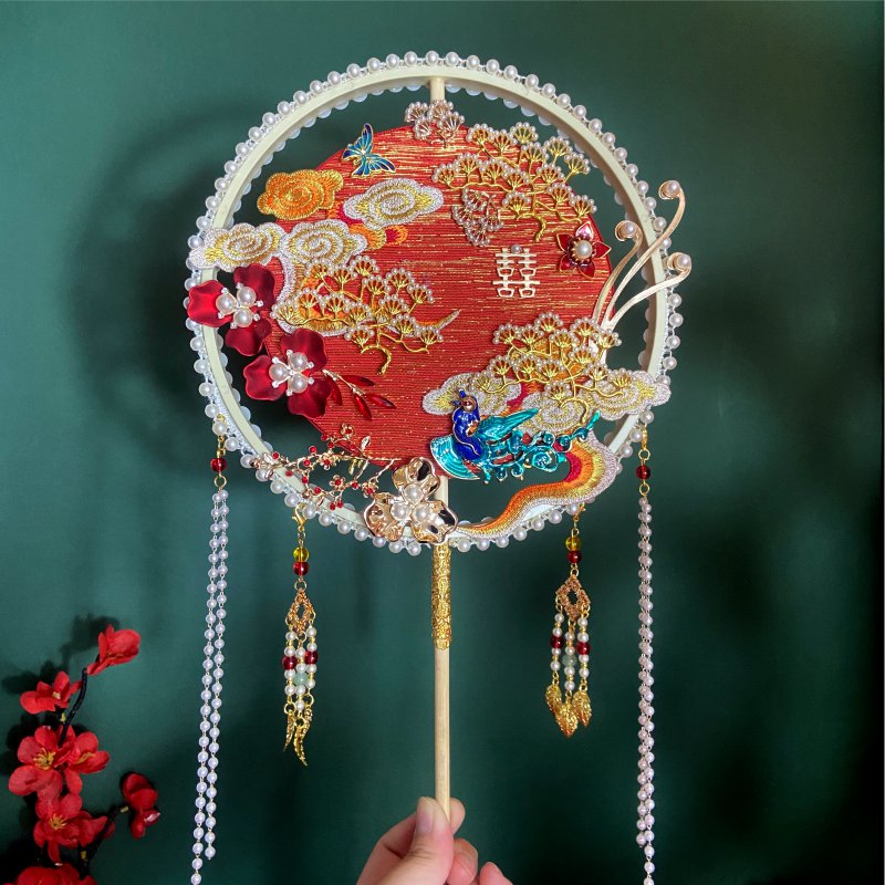 Champagne fan bride marriage materials packaged marriage Chinese wedding gold Xiuhe fan fan manual diy