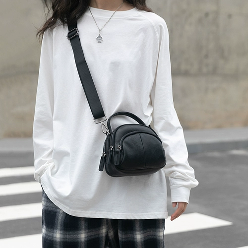 Маленькая портативная брендовая небольшая сумка, модная универсальная сумка через плечо, коллекция 2023, популярно в интернете, премиум класс, в западном стиле