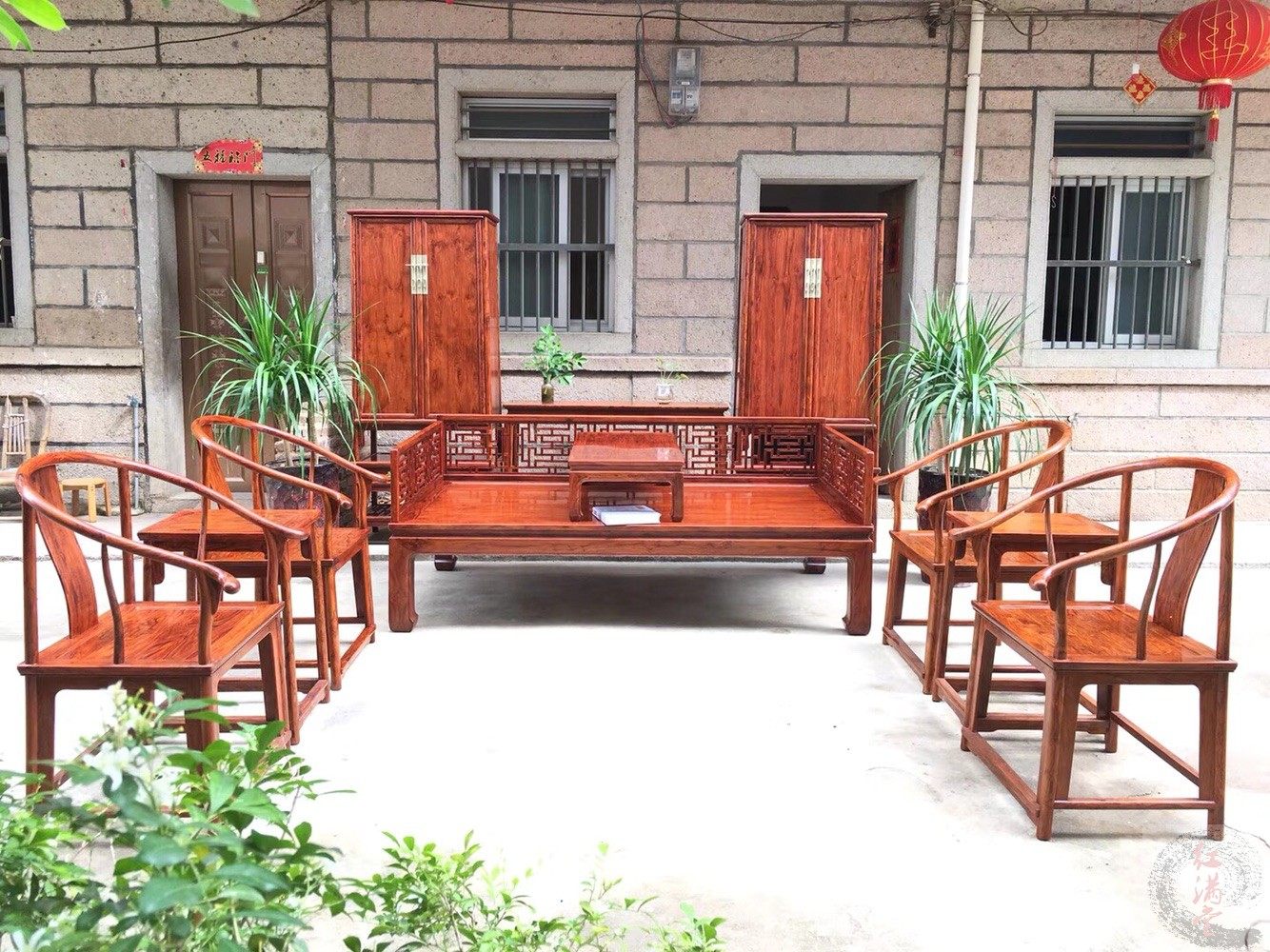 Sea Yellow Sofa Fragrant Yellow Sandalwood Hainan Huanghuali Solid Wood Sofa Zhongtang Arhat Bed Ring Chair Bar Case Wardrobe Chinese Style