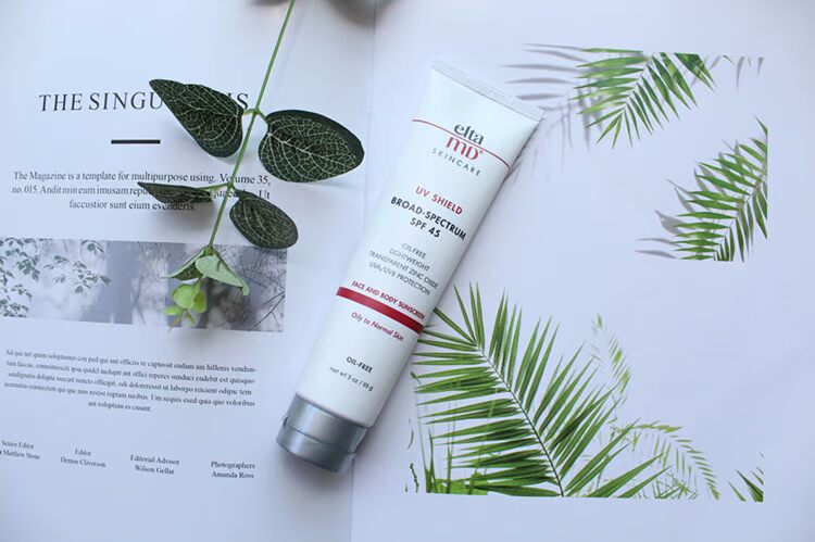 Mỹ Elta MD Broad Spectrum Oil Free Sunscreen SPF45 Freshing Oil Pox Skin Oil Sensitive Muscle Có sẵn 85g kem chống nắng chống ánh sáng xanh