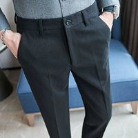 Черные штаны