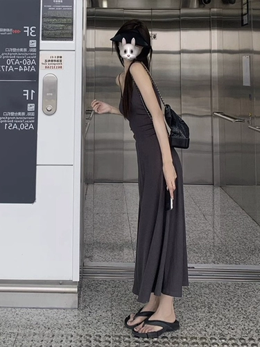 Весеннее летнее платье, приталенный сексуальный корсет, длинная юбка, комплект, крой «рыбий хвост», с акцентом на бедрах