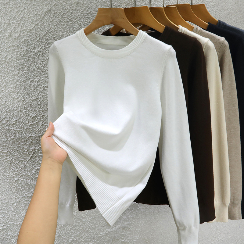 Women's Sweater for Autumn and Winter, Thickened Pullover with Round Neck, Base Layer Knitwear, Long-Sleeved, Slim Fit, White Top for Outerwear Women's Sweater for Autumn and Winter, Thickened Pullover with Round Neck, Base Layer Knitwear, Long-Sleeved, Slim Fit, White Top for Outerwear
