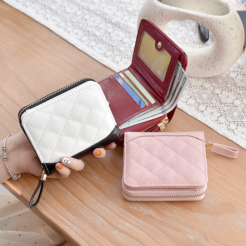 Sweet contrast color short wallet female 2021 new simple buckle small fresh zipper Lingge student coin purse