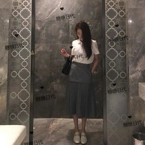 Sugar Sugar Thom Browne Spring   Summer 19 tb medium-length high-waisted skirt spliced pleated skirt