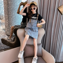 French Girls Denim Suspender Skirt Summer Suit 2024 New Childrens Skirt Summer Girls Middle School Dress