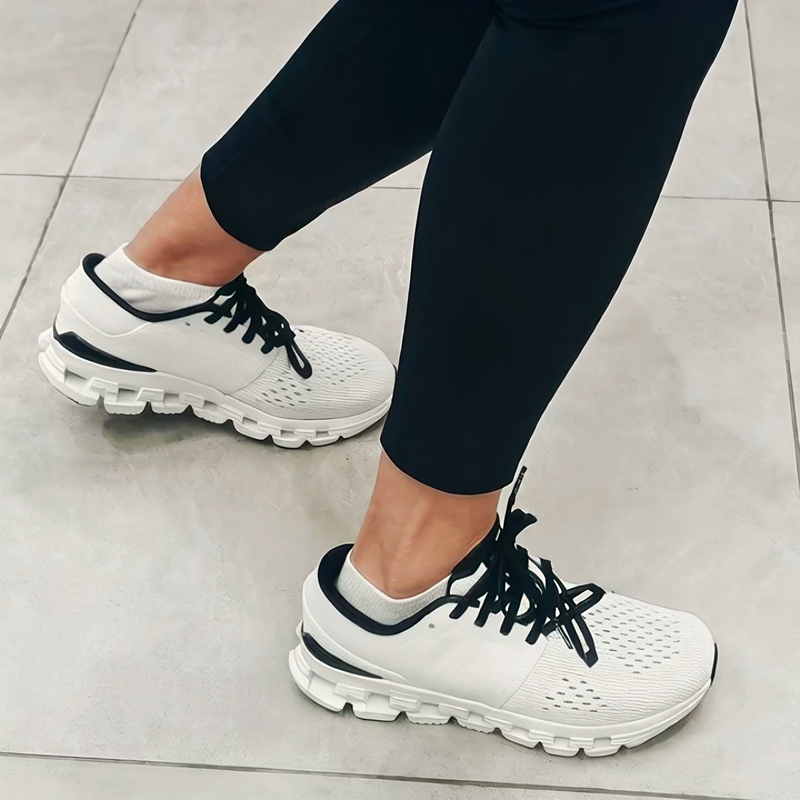 Men's and Women's Black and White X4 Fitness Comprehensive Training Sneakers, Year of the Snake White and Red Cloud Mesh Breathable Running Shoes