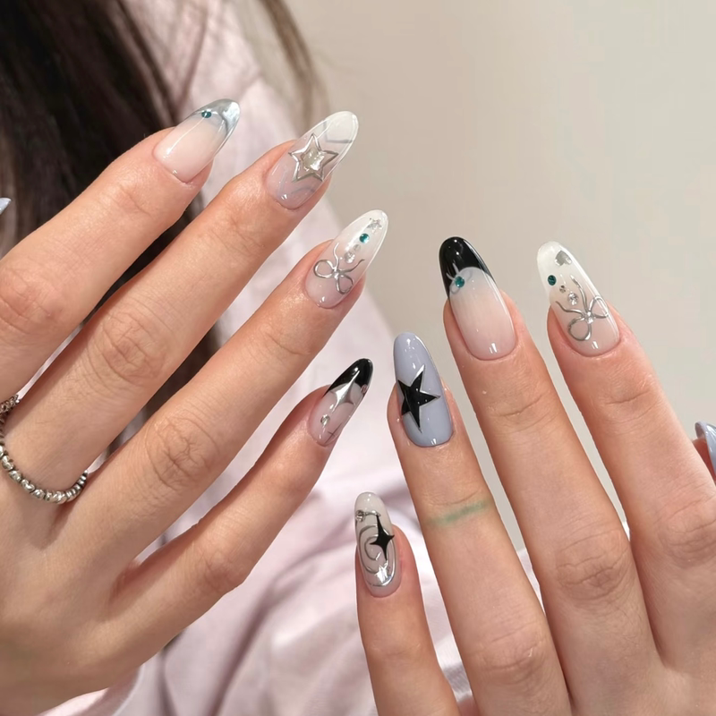 Metallic Y2K Nails, Y2K Style Nails, Press-On Nails, Hot Girl Nails, Fake Nail Stickers, Brightening, Sweet and Cool Style Nails Metallic Y2K Nails, Y2K Style Nails, Press-On Nails, Hot Girl Nails, Fake Nail Stickers, Brightening, Sweet and Cool Style Nails