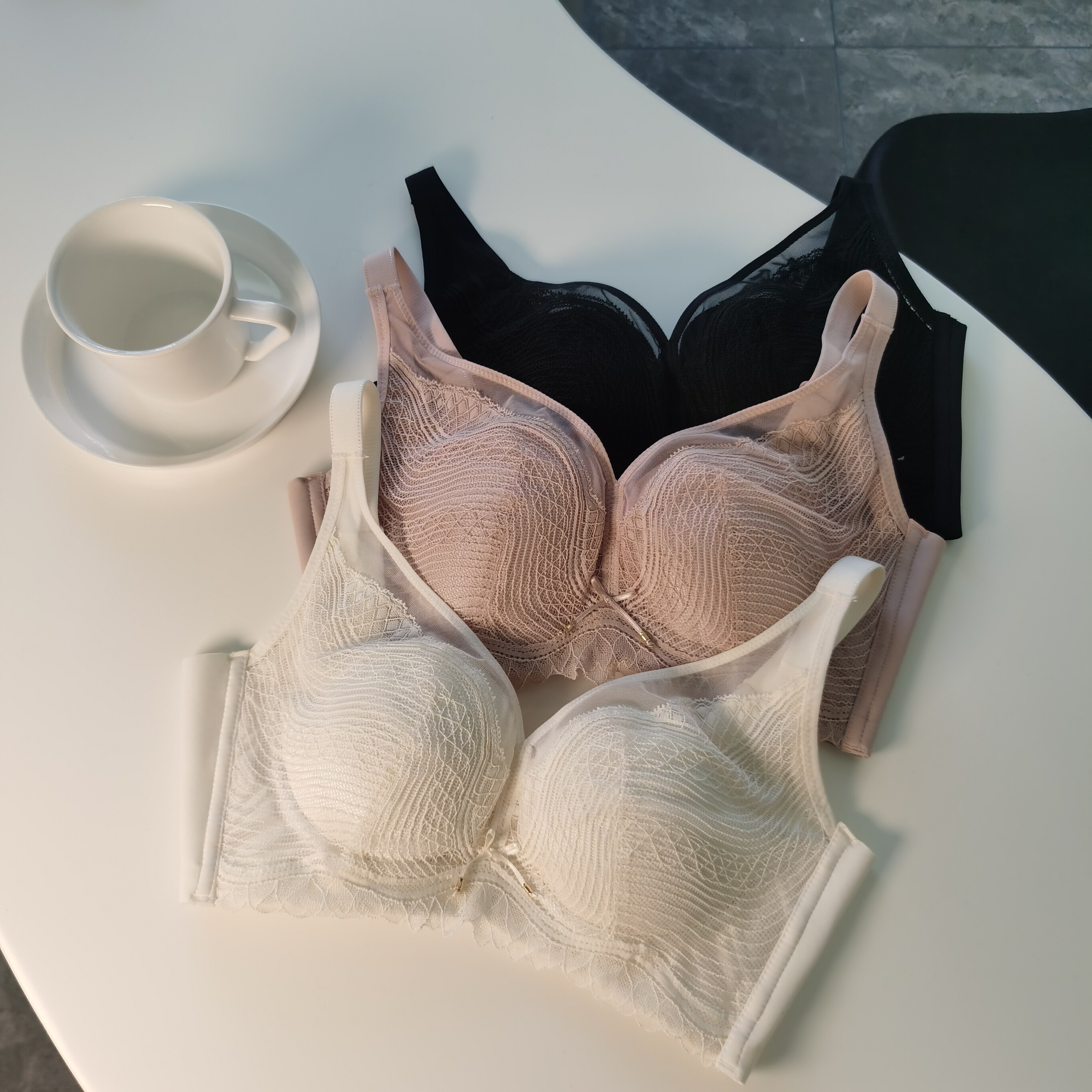 No steel ring thin and comfortable to gather to adjust the side closing underwear woman French style sweet and breathable poly-latex cotton bra