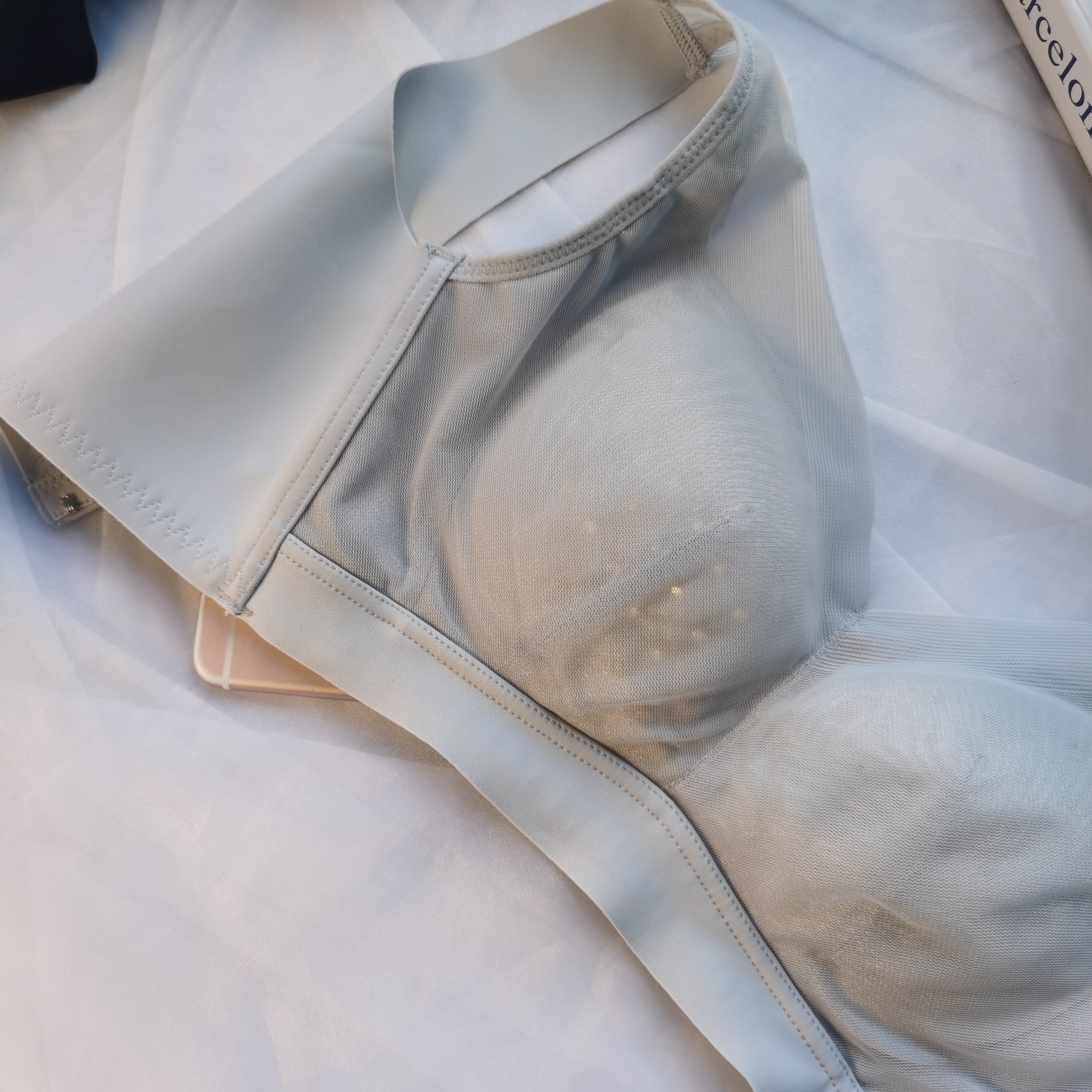 High-end Natural Pure Latex Bra Silk Sensation Vest Type Side Closing Adjustment Conservation Underwear No Steel Ring Sleep Bra