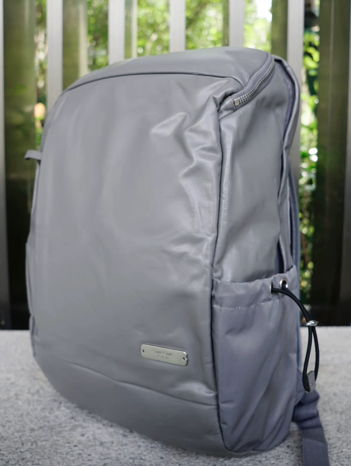 Ultra light leather physiological warm jeans, capacious laptop, backpack