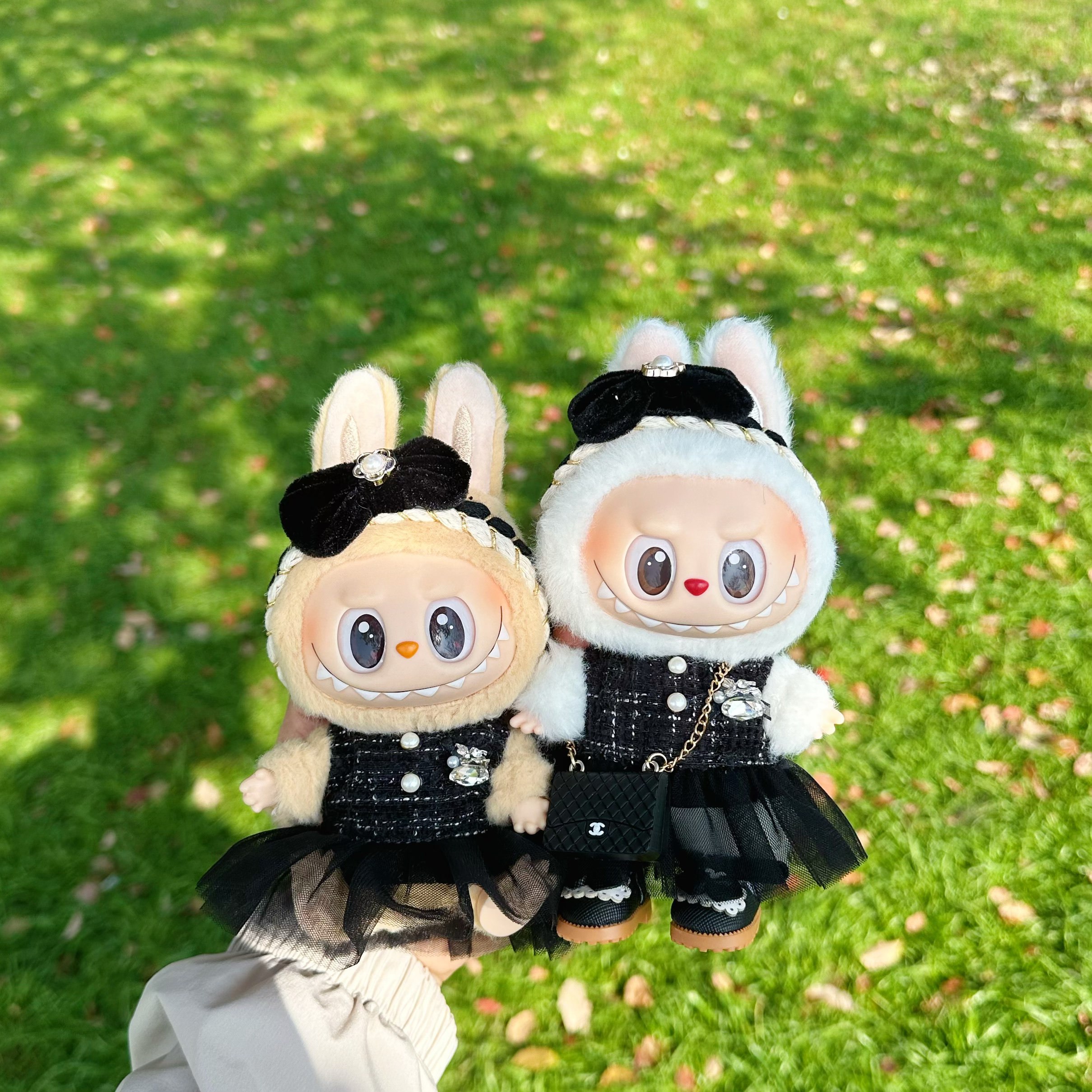 17cm labubu black chanel-inspired dress with tulle skirt blind box charm,  labubu doll clothes  an