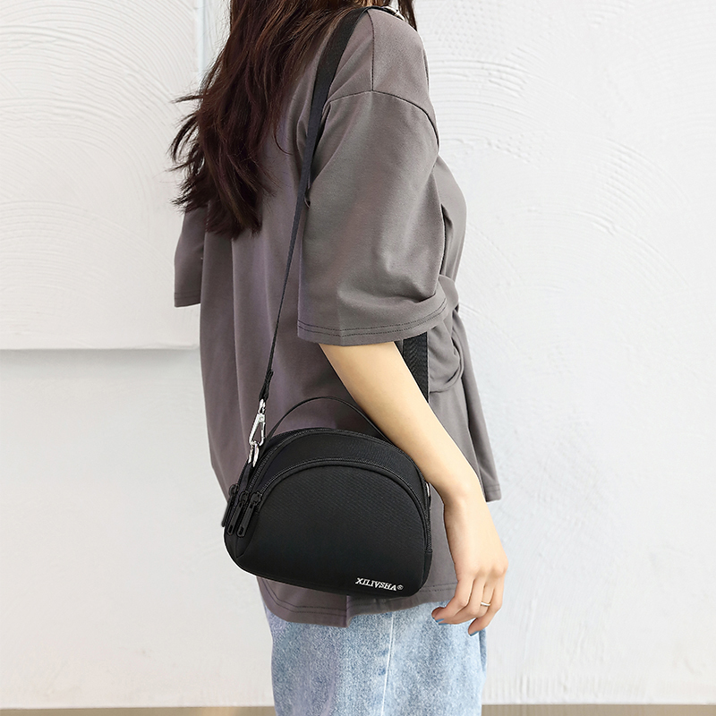 Clearance Sale Multi-Compartment Mobile Phone Small Bag, Small Crossbody Bag, New Casual Versatile Crossbody Bag Made of Oxford Cloth, Small Cloth Bag