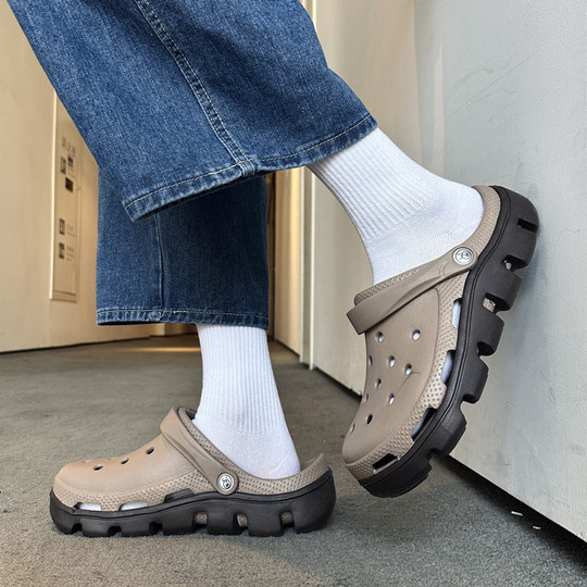 Croc-Style Shoes for Men 2024 New Summer Non-Slip Outdoor Slippers for Women Height-Increasing Beach Soft-Soled Couple's Closed-Toe Sandals