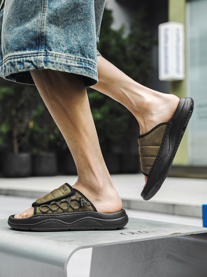 Slippers for Men to Wear Outside in Summer, Wear-Resistant and Trendy Outdoor New Non-Slip Beach Casual Genuine Leather Soft-Soled High-End Sandals