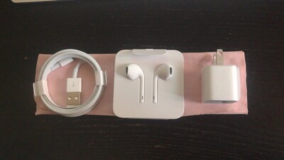 The mobile phone accessories for the card sticker