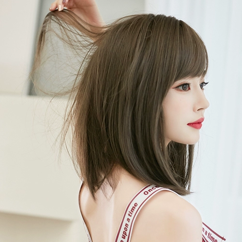 Парик, прямые волосы, популярно в интернете, длина миди, придает объем