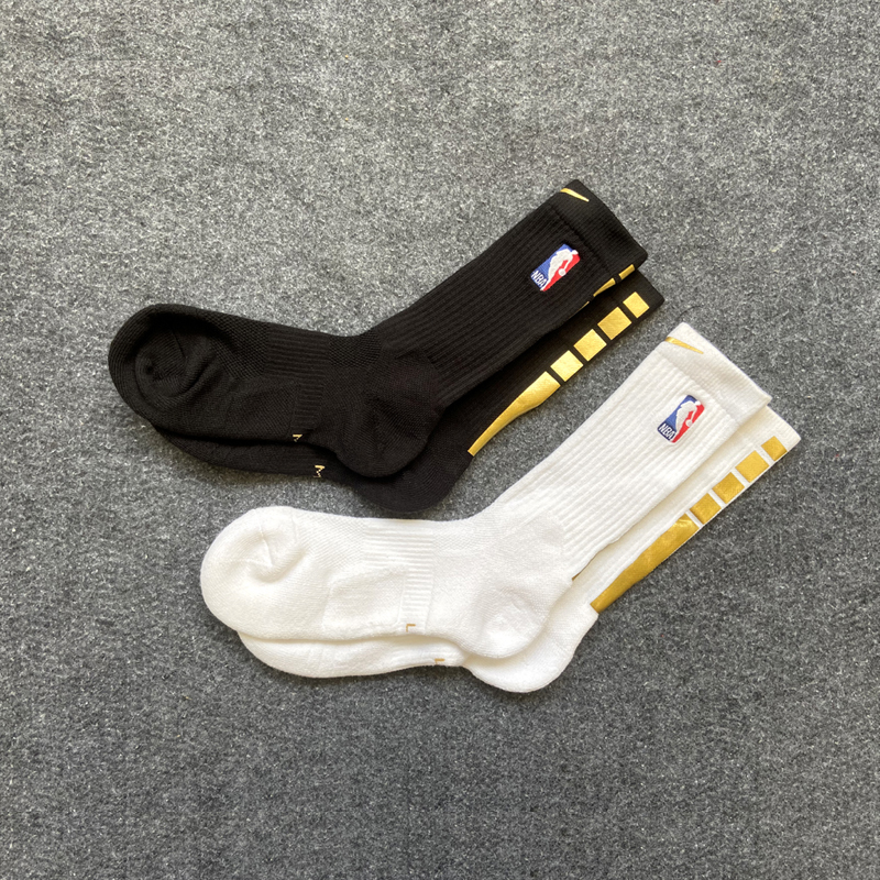 Mls All-Star Gold Edition Basic High-Cut Basketball Socks, Left and Right Foot, Non-Slip Towel Bottom with Gold Strips Mls All-Star Gold Edition Basic High-Cut Basketball Socks, Left and Right Foot, Non-Slip Towel Bottom with Gold Strips