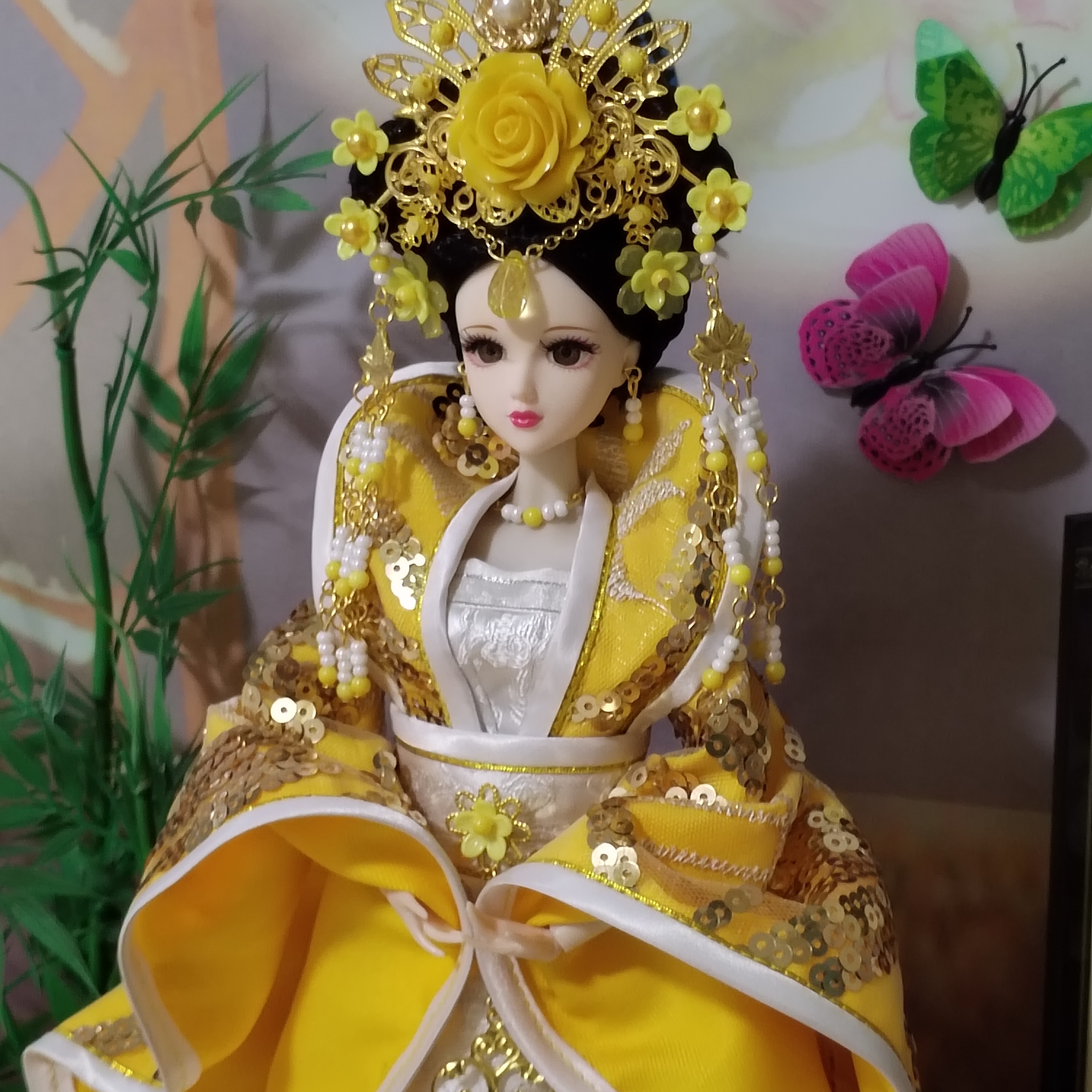 骨董 中国古玩 福建會館 游長子造 十錦 粉彩 漢人 置物　黄色い服 ③ 骨董 中国古玩 福建會館 游長子造 十錦 粉彩 漢人 置物 黄色い服