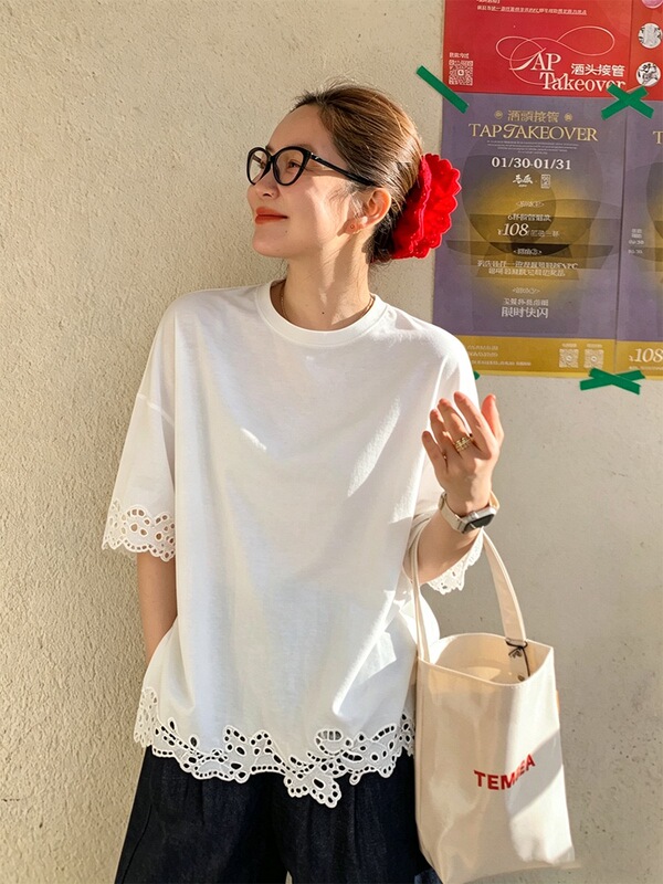 2026 Early Spring New Casual Design Patchwork Lace Trim Top Soft Versatile Loose Pullover Short Sleeve