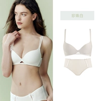 Жемчужно-белый