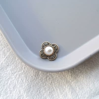 23#четырехлетальный цветок-2 из них