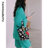 梵花不语 Новая леопардовая узор маленькая сумка Женская черно -белая сладкая сумка для рук женская нишевая ниша японские пульесатовые точки