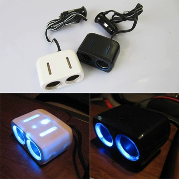 Автомобиль линии удлинителя использует одну точку, два питания, один перетаскивание на небольшой короткой вилке, автомобильная сигарета LIGHET TWO DOOCKET 1-2