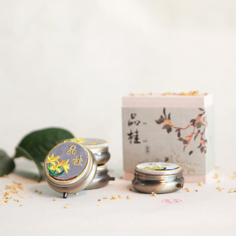 (Pine Osmanthus) Fragrant Osmanthus Balm Essential Oil Solid Female Light Fragrance Antique Perfume Body Osmanthus Fragrance Natural and Pleasant