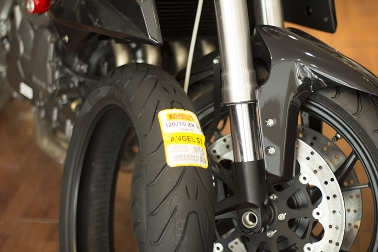 Lốp xe máy Pirelli Angel ST Devil ROSSO2 120/160/180/190/70/60/55/17 vỏ xe máy airblade