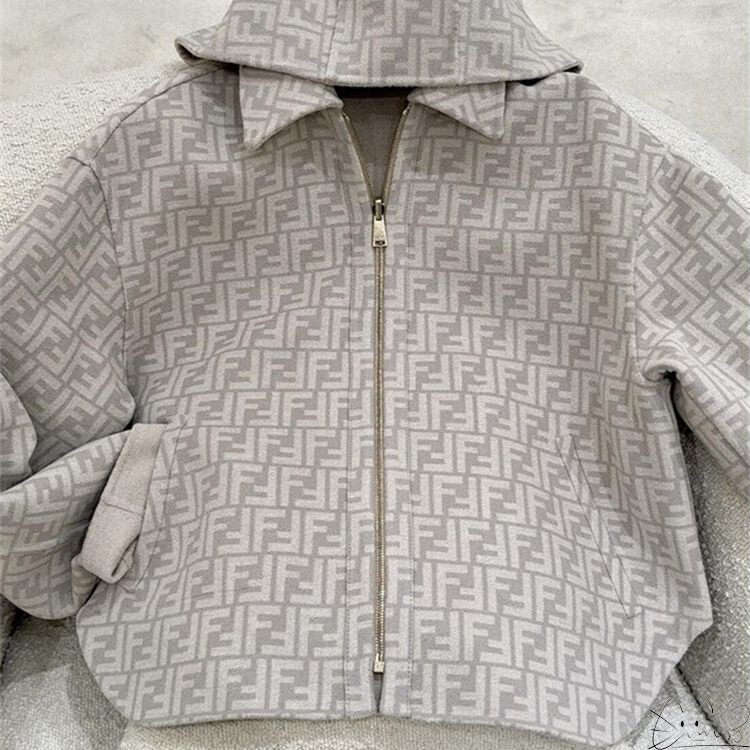 Fendi/Fendi New Classic Jacquard Color-Blocked Double Ff Letter Logo Reversible Zipper Jacket for Women and Men Fendi/Fendi New Classic Jacquard Color-Blocked Double Ff Letter Logo Reversible Zipper Jacket for Women and Men