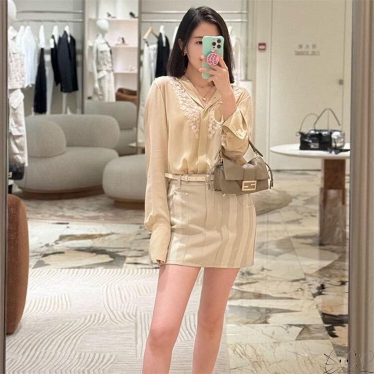 Fendi/Fendi New Classic Style Shirt with Embroidered Letters on the Chest and Hollow Lace Design for Men, Shirt Jacket for Women