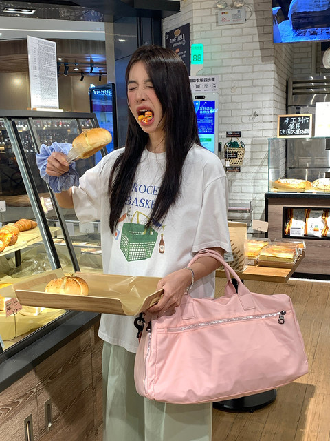 Xinbangbang lightweight sport style bag portable shoulder travel bag women's fitness simple ຖົງຄວາມຈຸຂະຫນາດໃຫຍ່ 2024