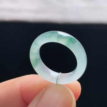 Myanmar natural a-grade ice-floating jadeite ring