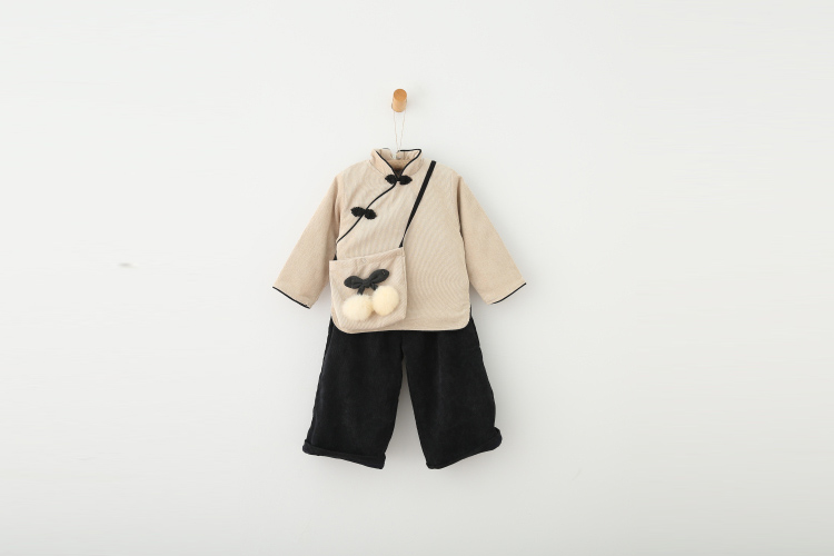 Girls Corduroy Set 2018 Winter New Children Wear Children Baby National Wind Thicken Satchel Kids Quần áo quần jean bé gái