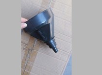 Large diameter refueling funnel with filter for adding gasoline and engine oil car and motorcycle refueling funnel