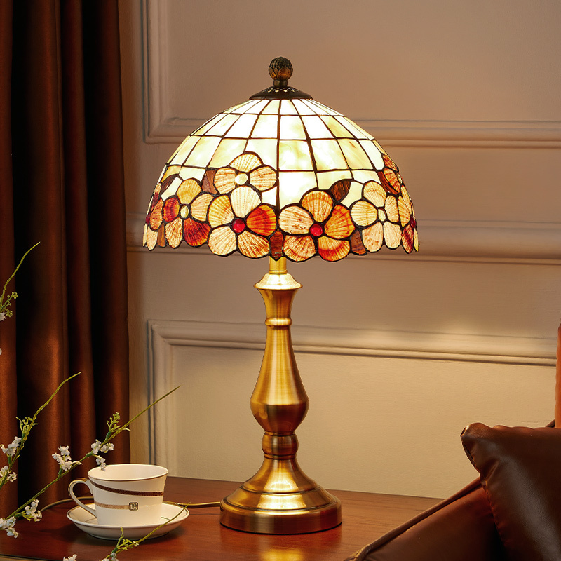 High-End American Retro Table Lamp, Antique Bronze Color, Nostalgic Mid-Century Style Bedroom Bedside Lamp, Living Room European-Style Eye-Protecting Lamp