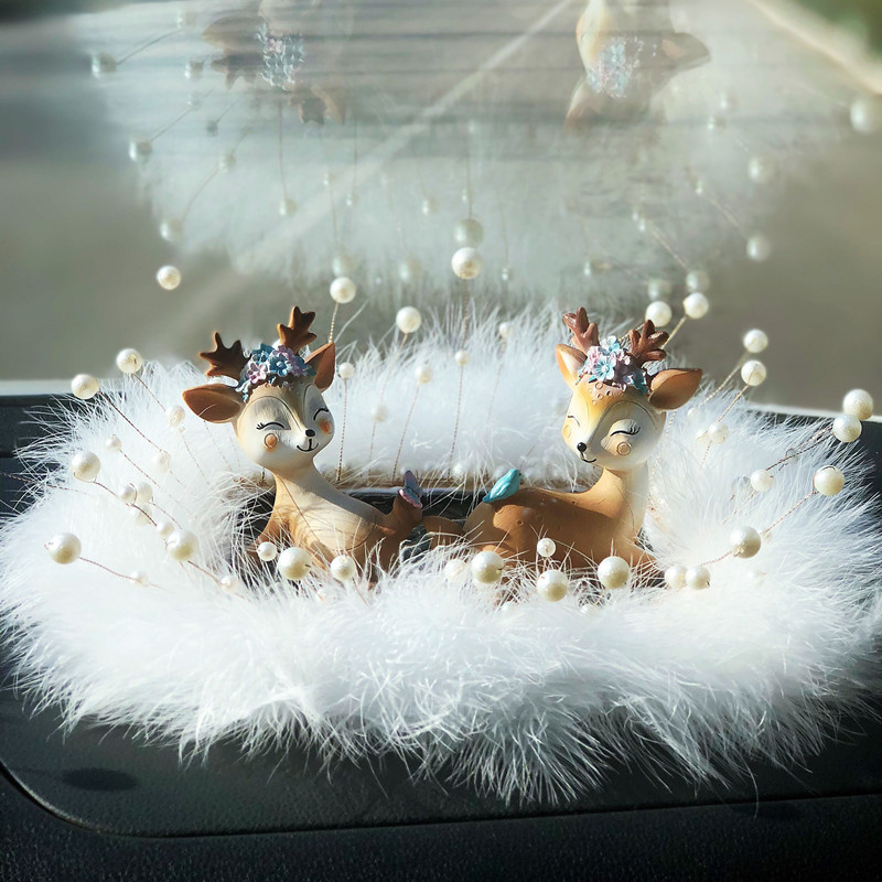 One Way Ping An Deer Creative Vehicular Car Interior Adorable Feather Swing Piece Men And Women Personality In-car Accessories