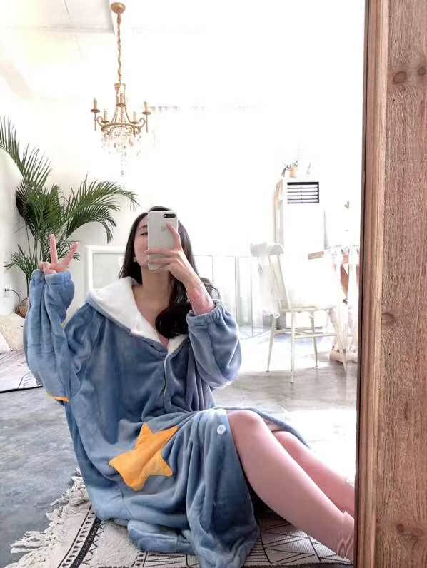 Áo mới dễ thương ngôi sao dài dài dày ấm áp flannel phụ nữ mang thai đôi có thể mặc đồ ngủ phục vụ nhà mùa đông đồ ngủ 2 dây