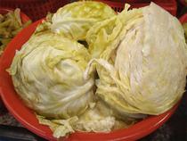 Wenzhou Yueqing Liushi vegetable Farm cabbage balls pickles pickles sour and crisp
