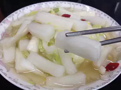 Wenzhou specialty Yueqing Liu City Pi sister-in-law kimchi pickles pickled white radish cabbage about 500 grams