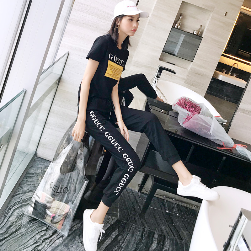 Sports Leisure Suit Women's Summer 2021 New Korean Fashion Foreign Skinny Short Sleeve Pants Age Reduction Two-Piece Tide