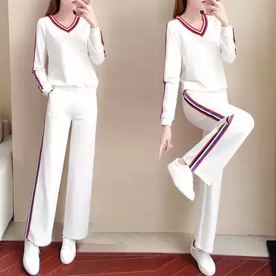 Sports set female 2021 Autumn New Korean version of temperament V-collar slim fashion foreign style wide leg pants two-piece tide