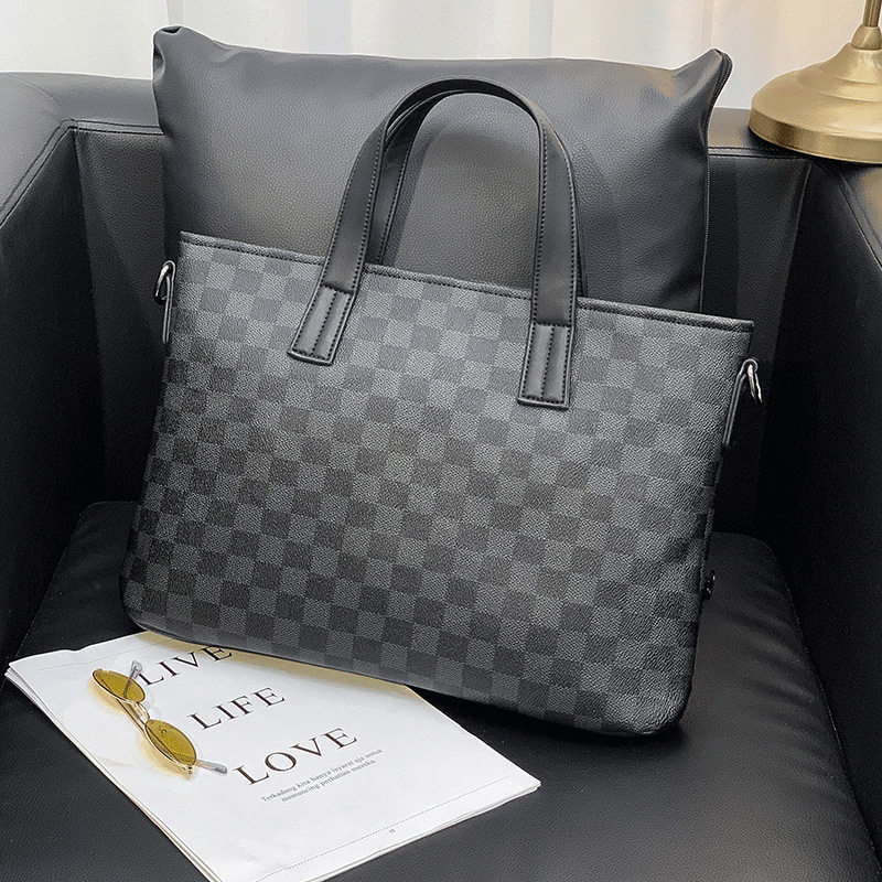 Hong Kong Light Business Men's handbag Leisure travel briefcase Plaid Bull Cortex single shoulder bag