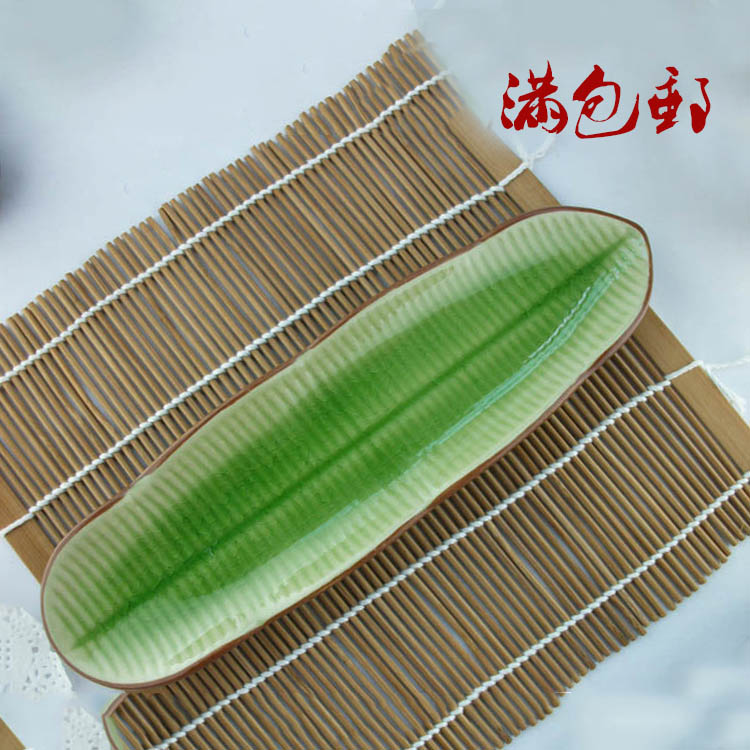 Ice - glazed ceramic day Korea Sushi tableware kitchen dining with sushi plate 10 inch banana leaf strip