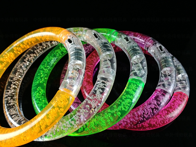 Luminous Bangle Acrylic Bangle Flash Colorful Bracelet Toy Wholesale display picture 6