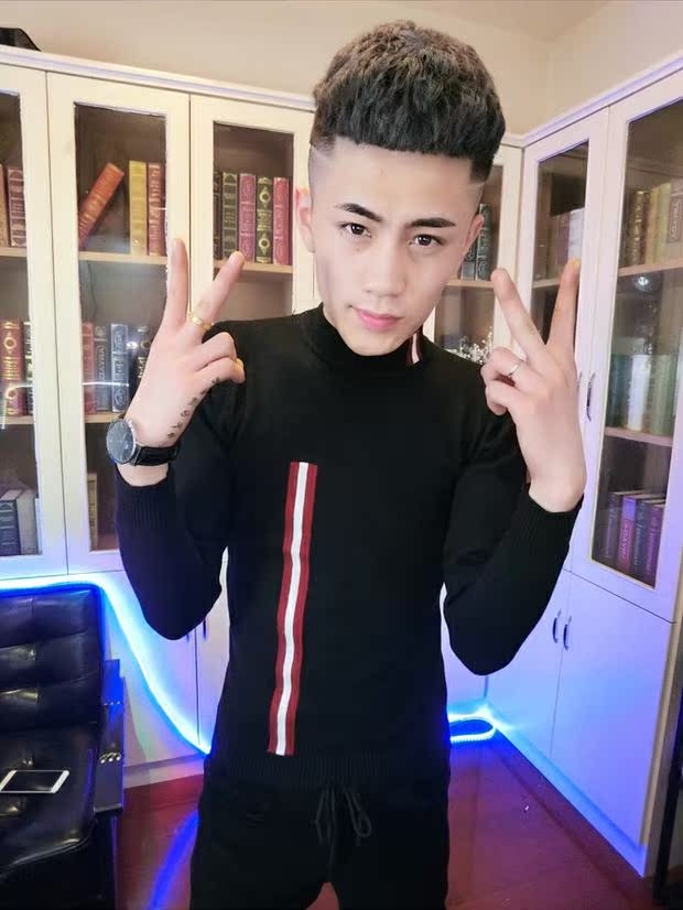 Thu đông mọi người xã hội Áo len cổ cao mỏng tay nhanh lưới màu đỏ với áo sơ mi kẻ đáy nam tinh thần đan áo len áo len nam mỏng
